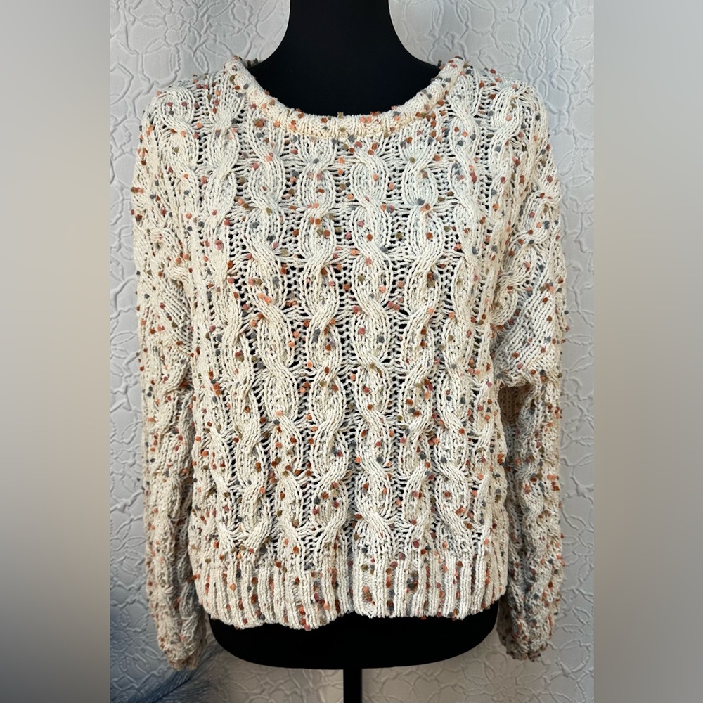 Jessica Simpson- Women’s Cozy Cream Cable Knit Sweater (L)